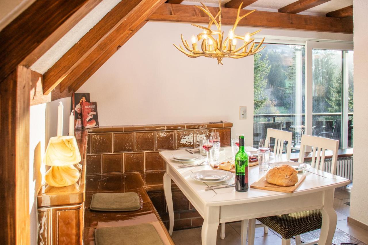 Blackncozy - Grosszuegiges Designappartement Mit Boxspringbetten Und Heimkino Feldberg  Extérieur photo